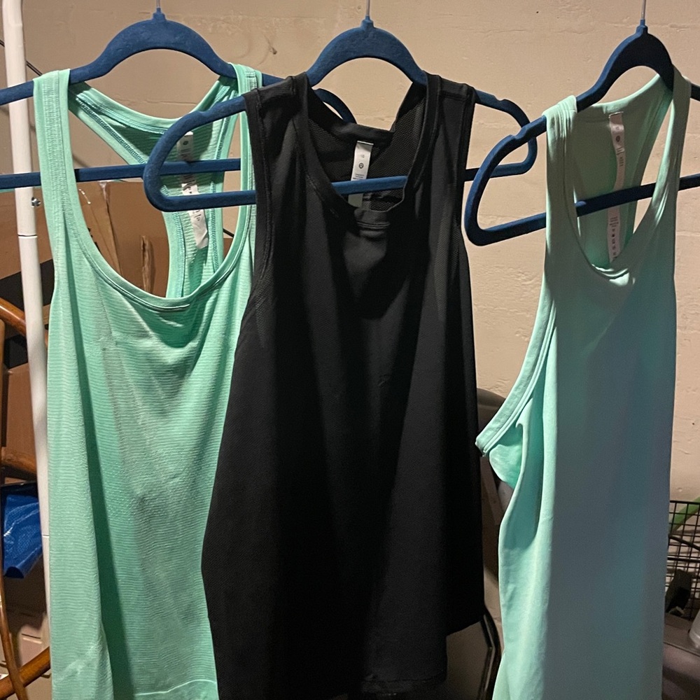 Lululemon Size 10 Tank Bundle Align Swiftly Run & Train
